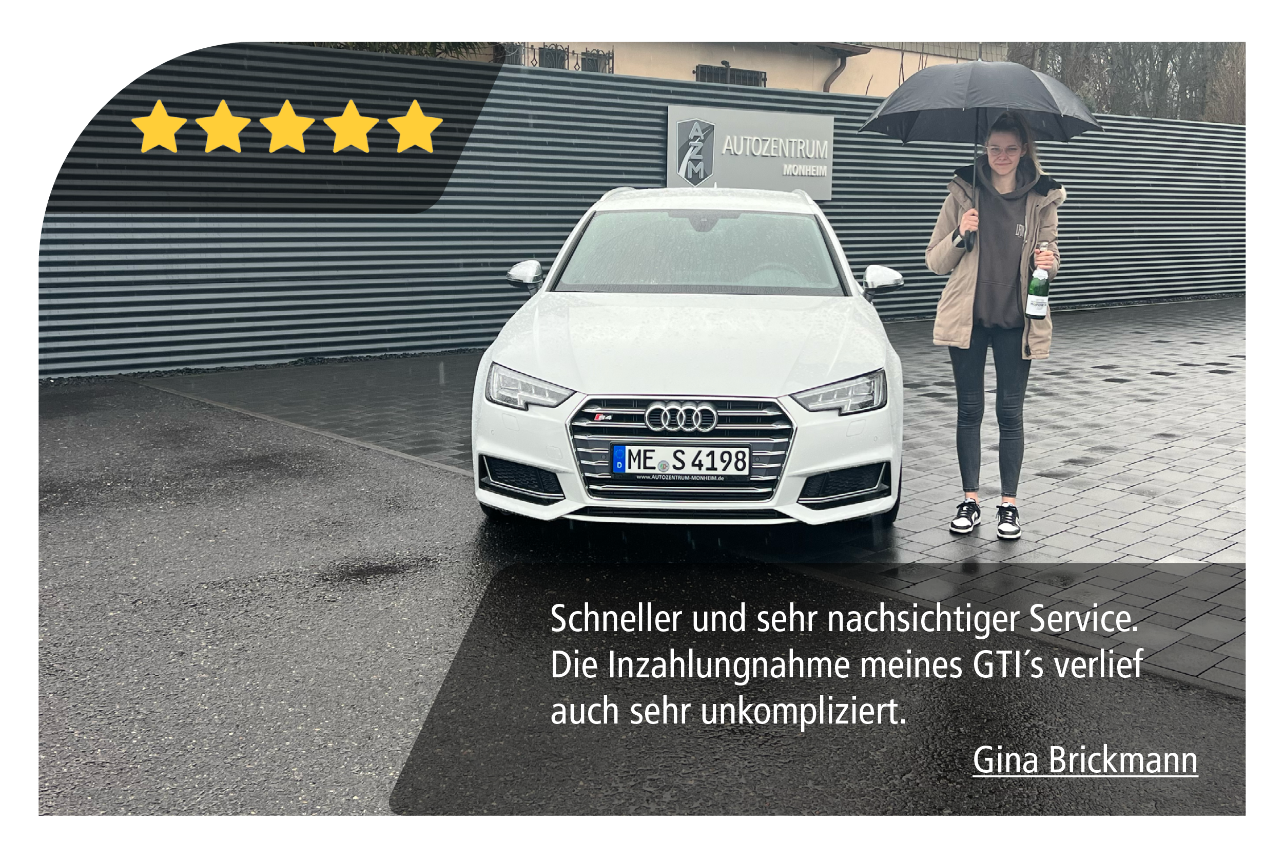 Glücklicher Kunde mit seinem Fahrzeug